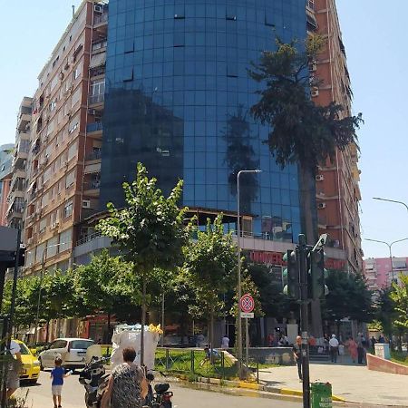 Selvia Apartament ティラナ エクステリア 写真