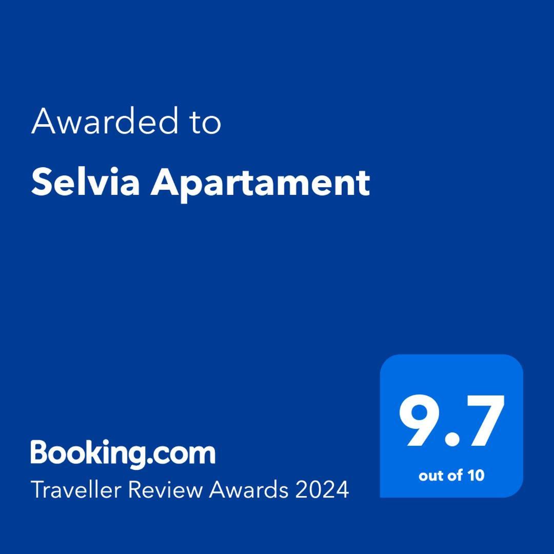 Selvia Apartament ティラナ エクステリア 写真